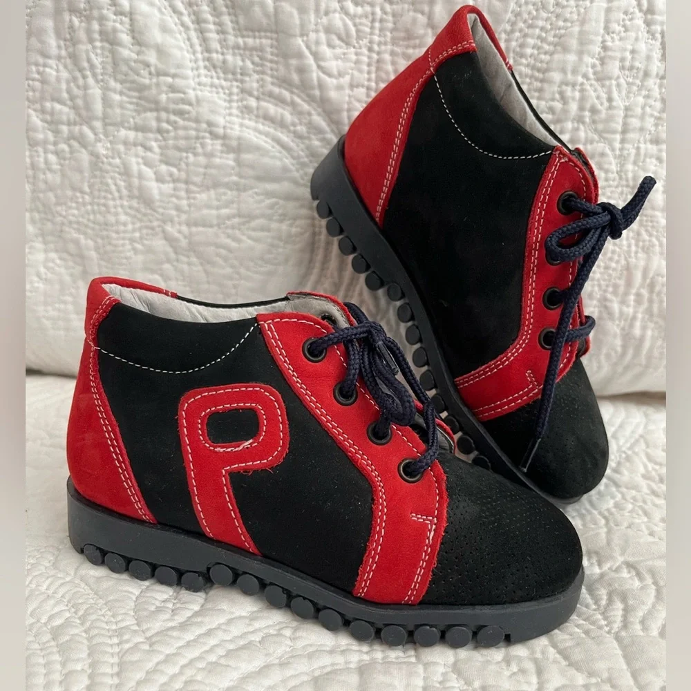 NEVER WORN! Italian Kicket Kids Leather Shoes- Black & Red- Eur size 24 (7.5 US)